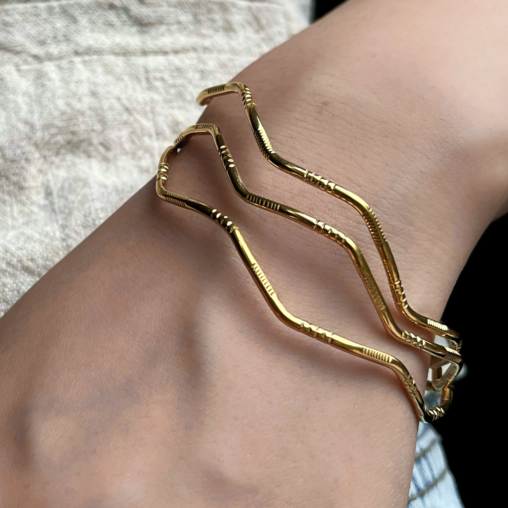Three-layered bracelet