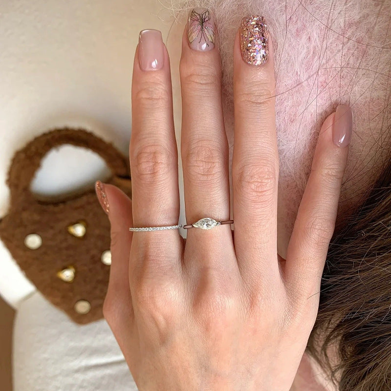 925 Silver Angel's Eye Zircon Ring