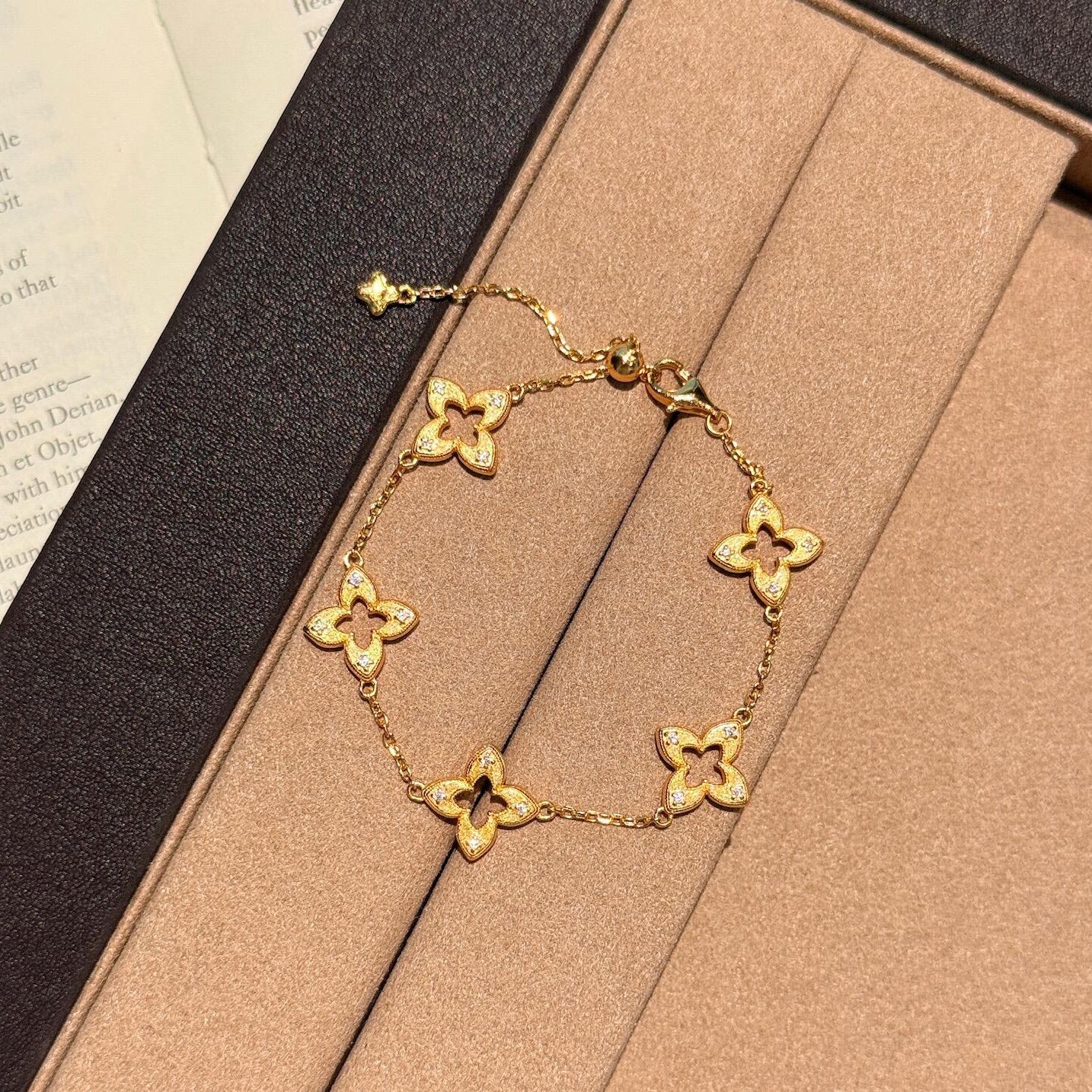 925 Silver Brushed Star Clover Bracelet and Necklace Set