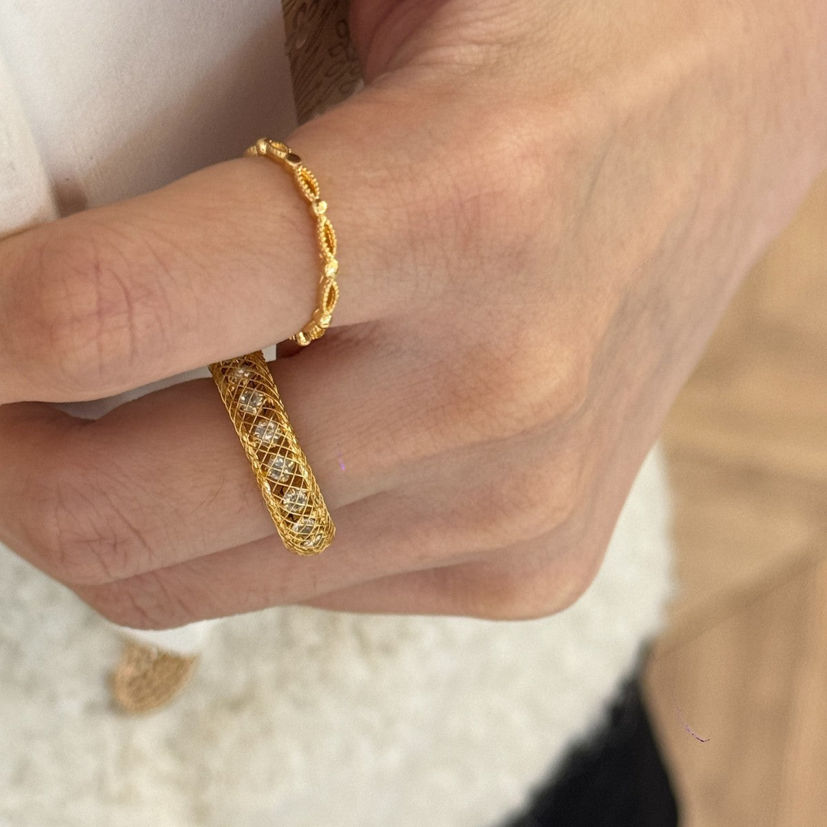 Hollow Lace White Stone Ring