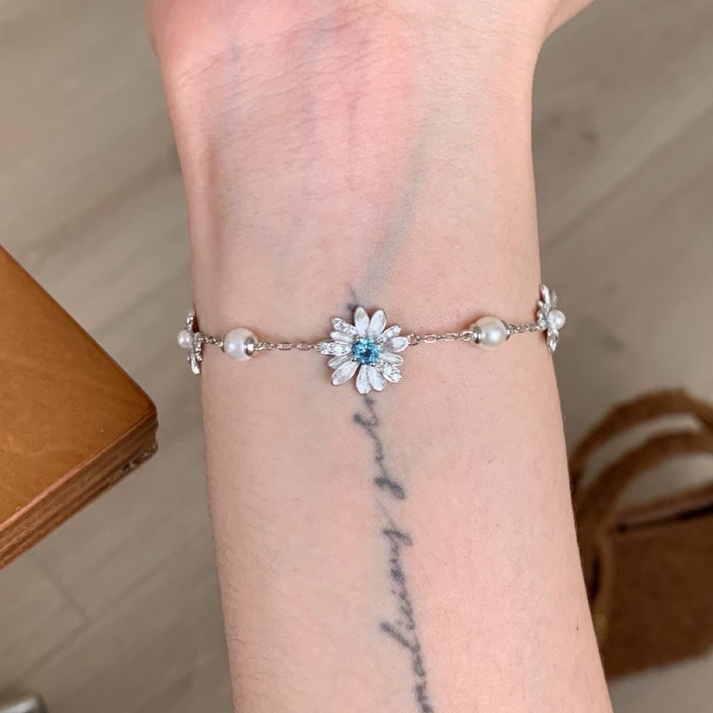 925 Silver Matte Finish Daisy Pearl Bracelet