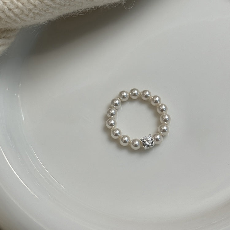 925 Silver Small Cubic Zirconia Pearl Stretch Ring