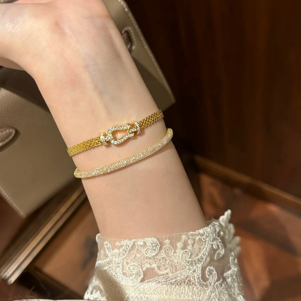 925 Silver High Carbon Diamond Horseshoe Clasp Bracelet