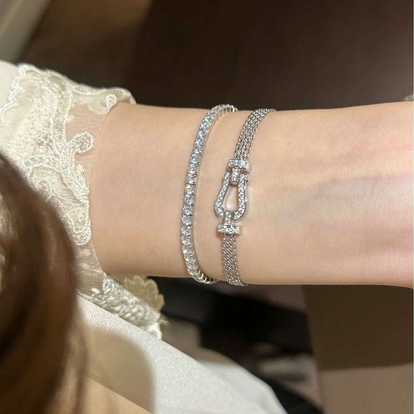 925 Silver High Carbon Diamond Horseshoe Clasp Bracelet