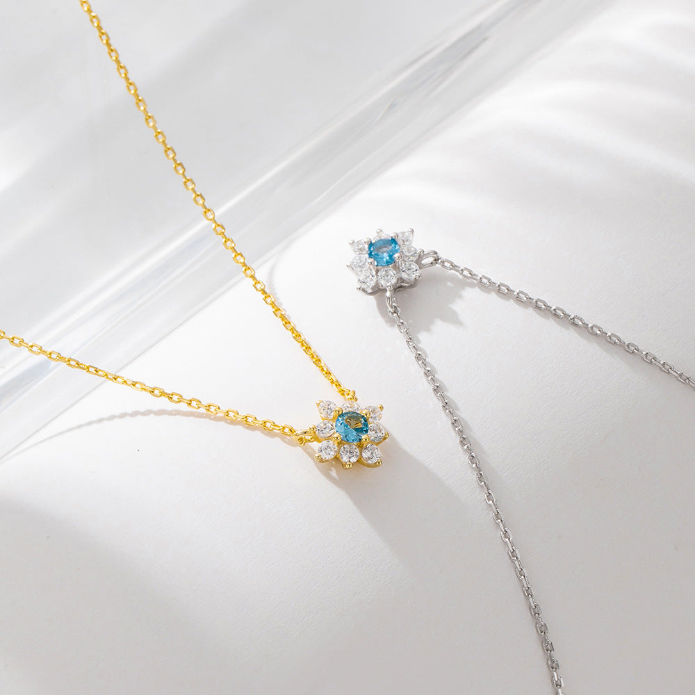 925 Silver Micro-inlaid Cubic Zirconia Flower Pendant Necklace