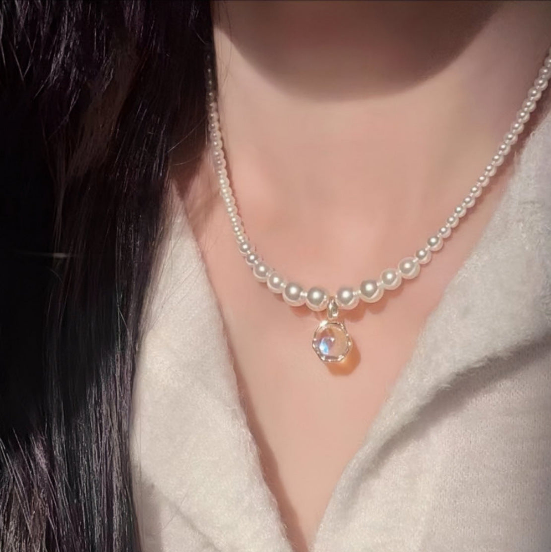 925 Silver Iridescent Gradient Pendant Pearl Necklace