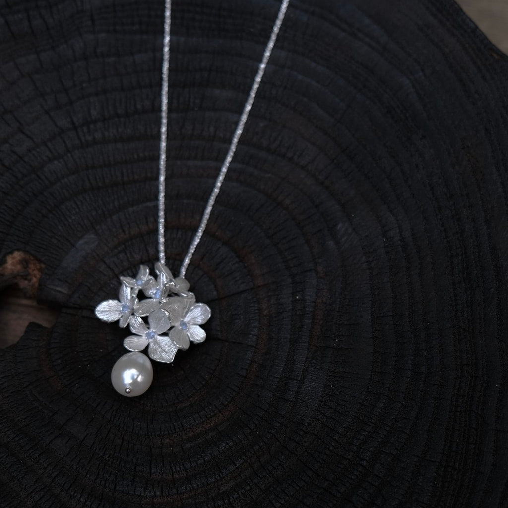 925 Silver Floral Cluster Pearl Pendant Necklace