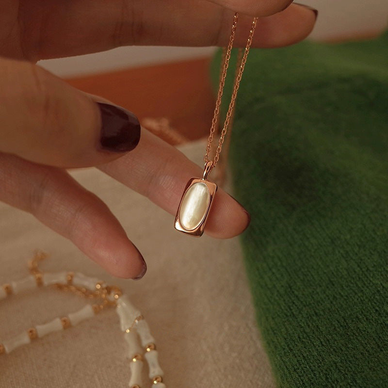 925 Silver Vintage Shell Pendant Necklace