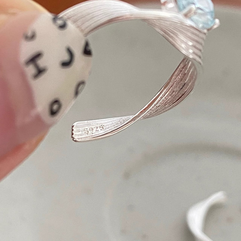 925 Silver Wave-Shaped Blue Sparkling Zircon Ring