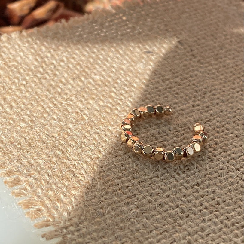 Pearl Shell Enamel White Stone Ring
