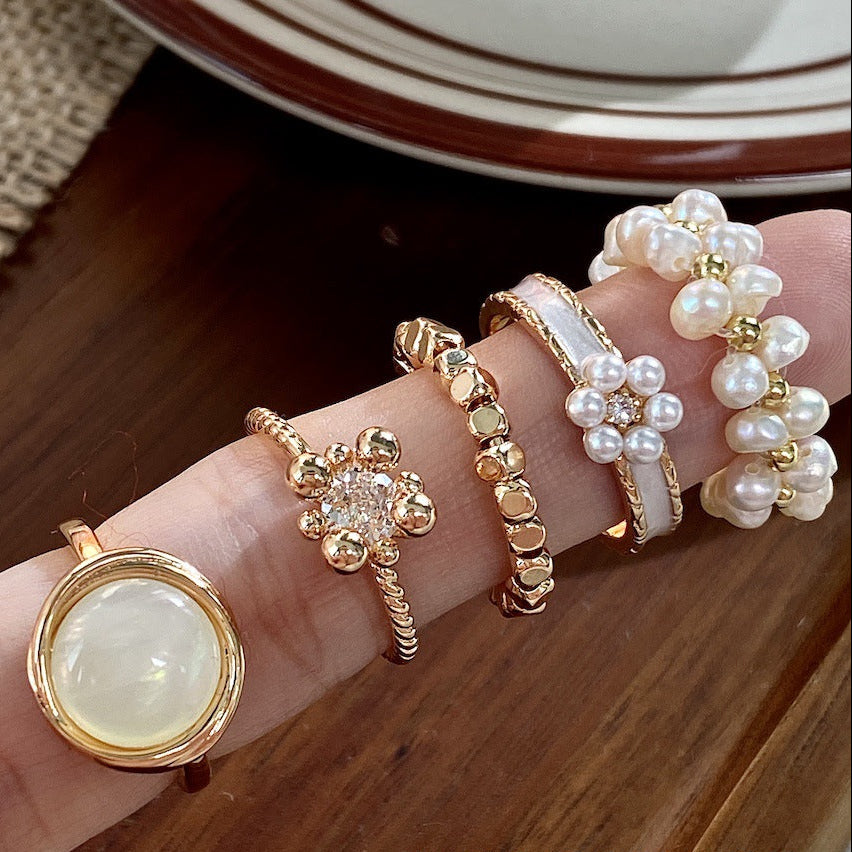 Pearl Shell Enamel White Stone Ring