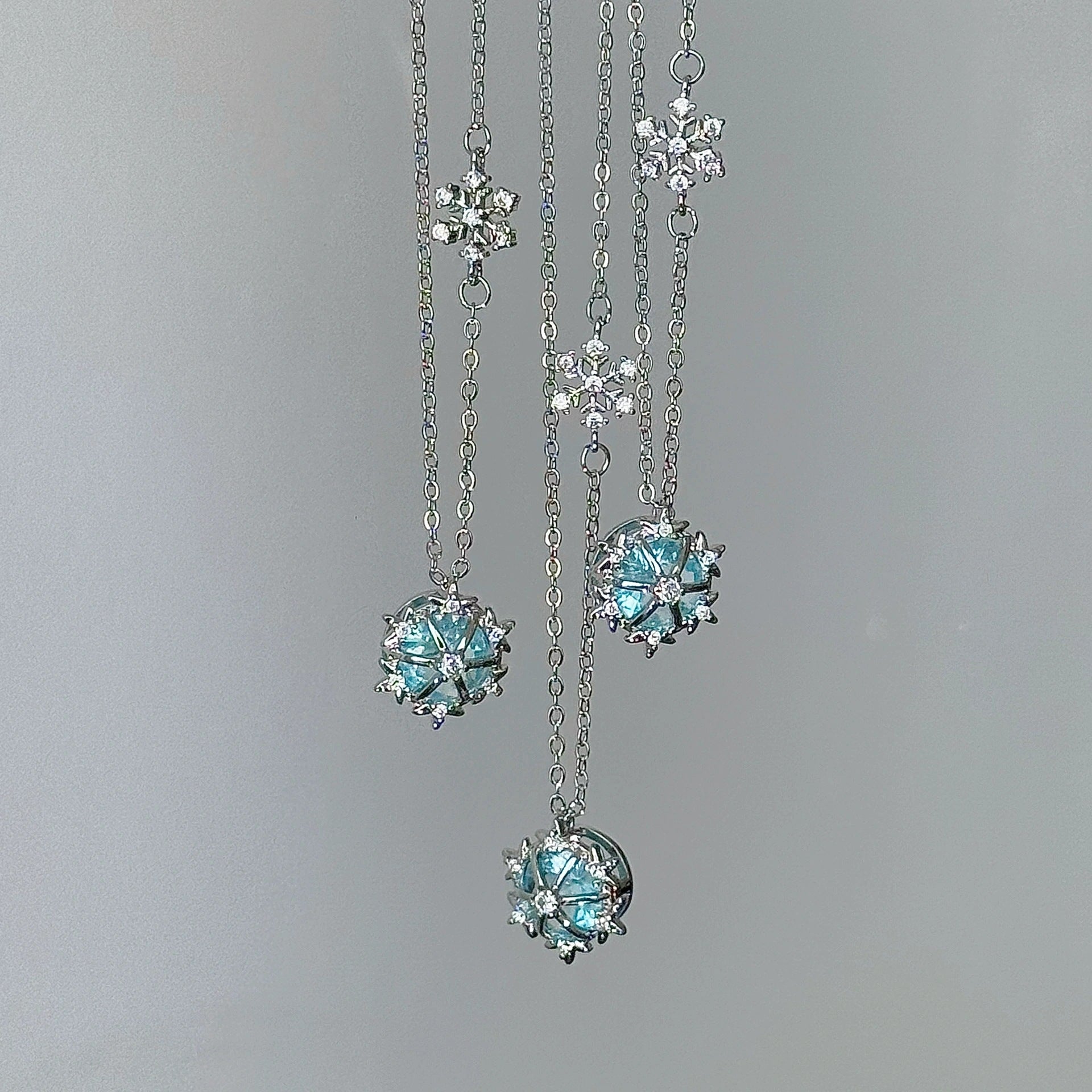 925 Silver Snowflake Pendant Necklace