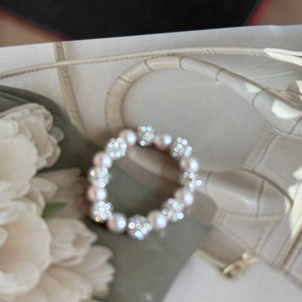 Manta Rose Pink Pearl Zircon Elastic Ring