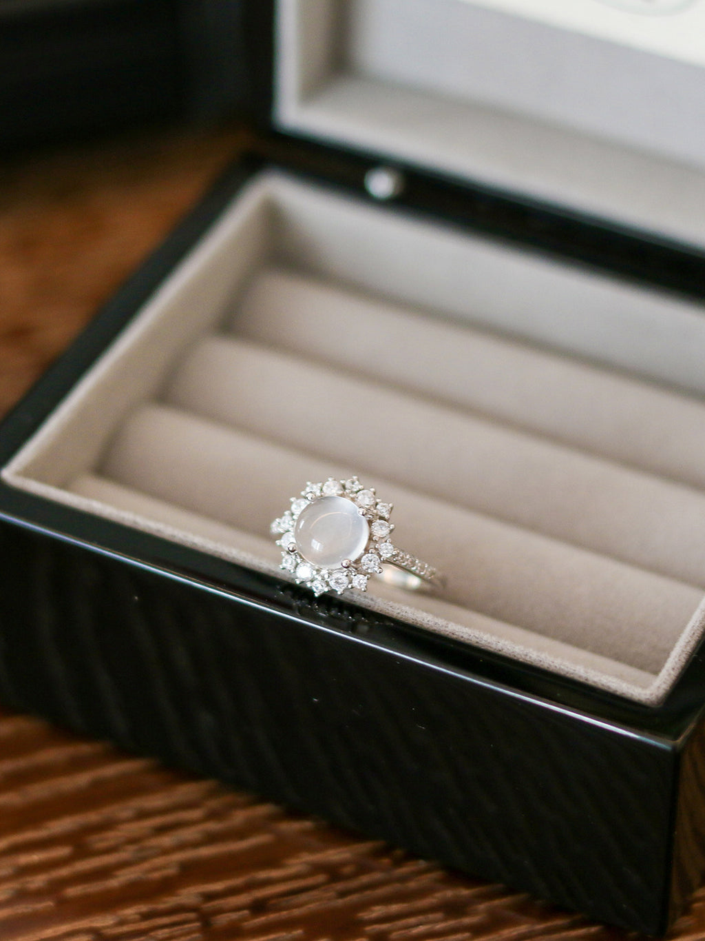 925 Silver Jade-albite Zircon Ring