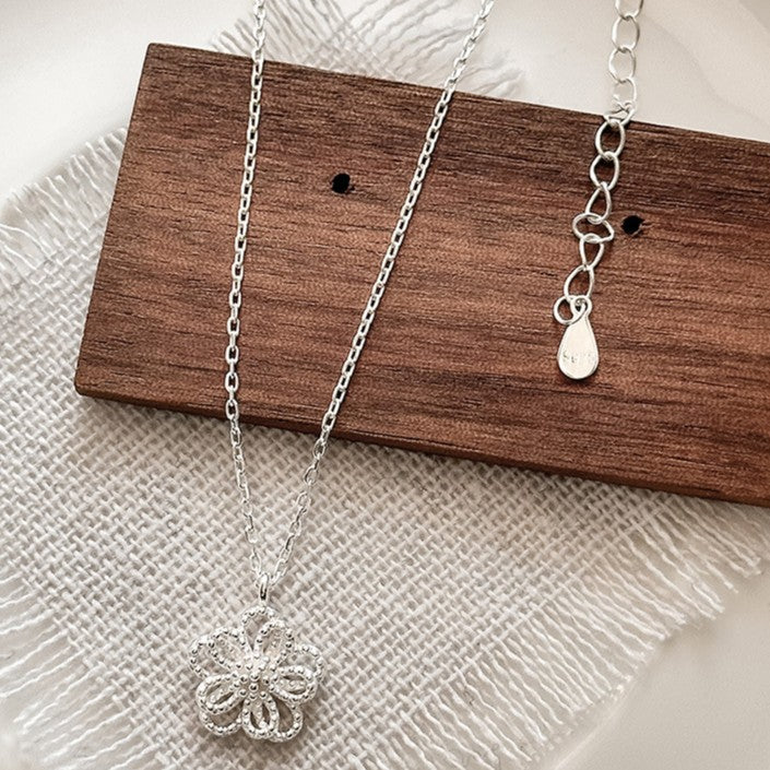 925 Silver Irregular Flower Necklace