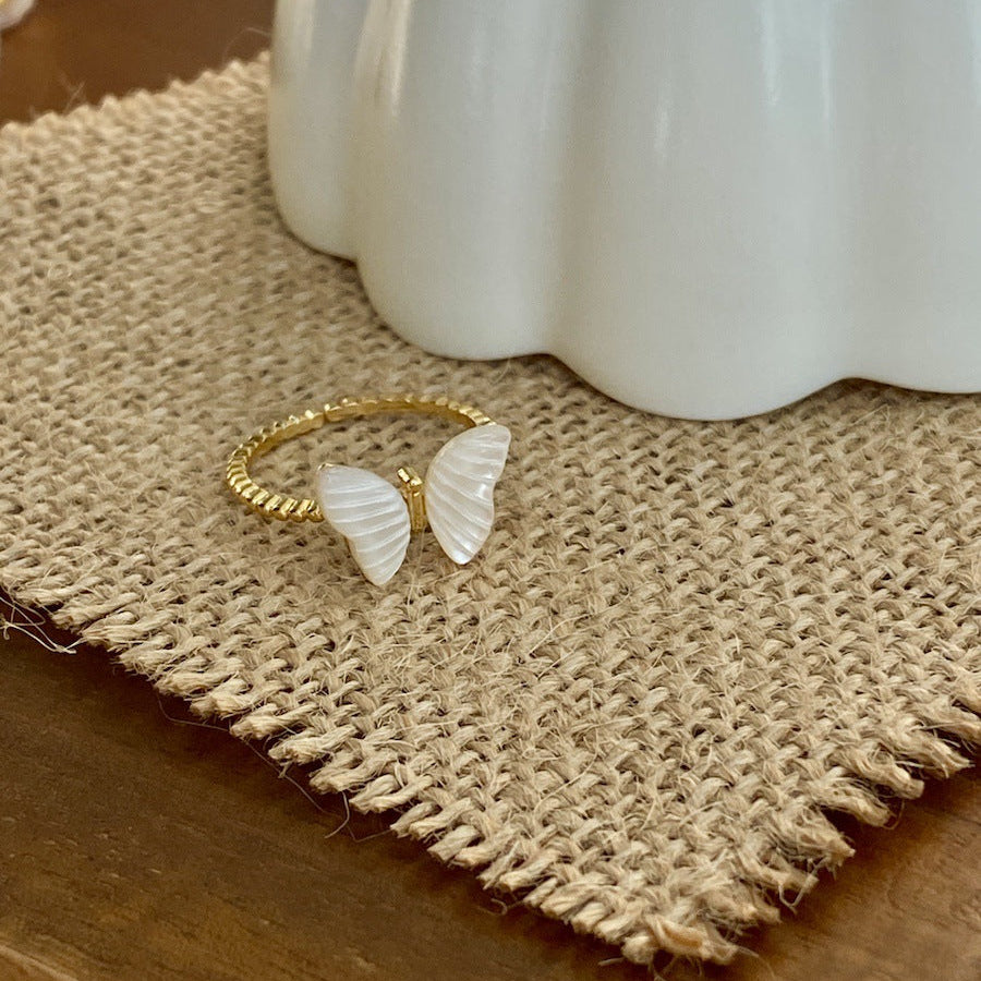Natural Pearl Butterfly Shell Ring