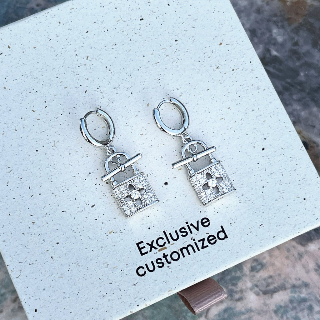 Lock-shaped Four-leaf Clover Zircon Earrings