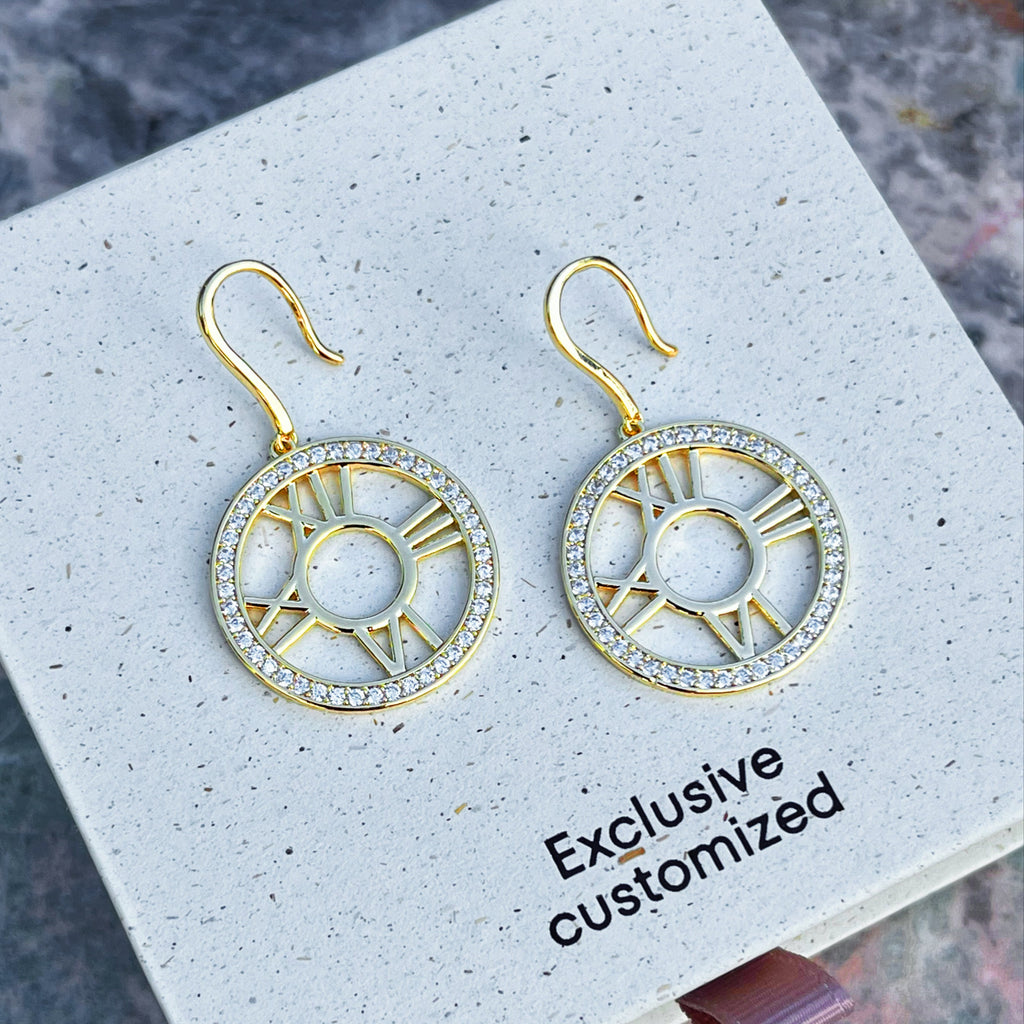 18k Gold Roman Numeral Round Earrings