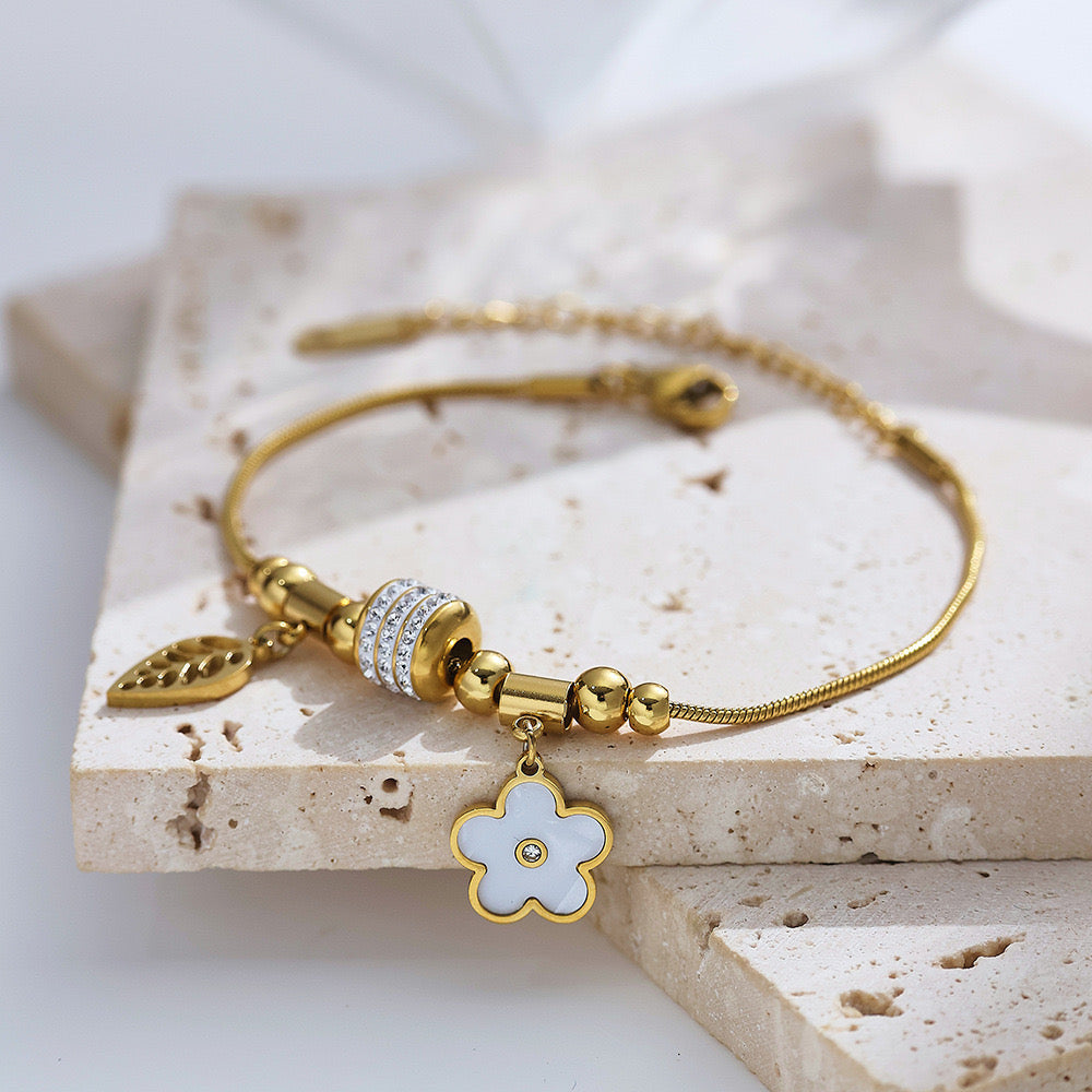FIve-Leaf Clover Bracelet