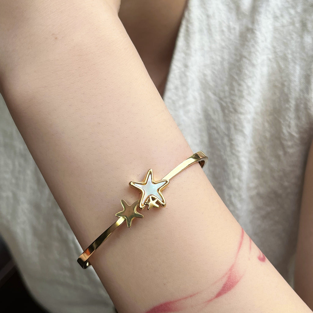 Bicolor Starfish Bracelet