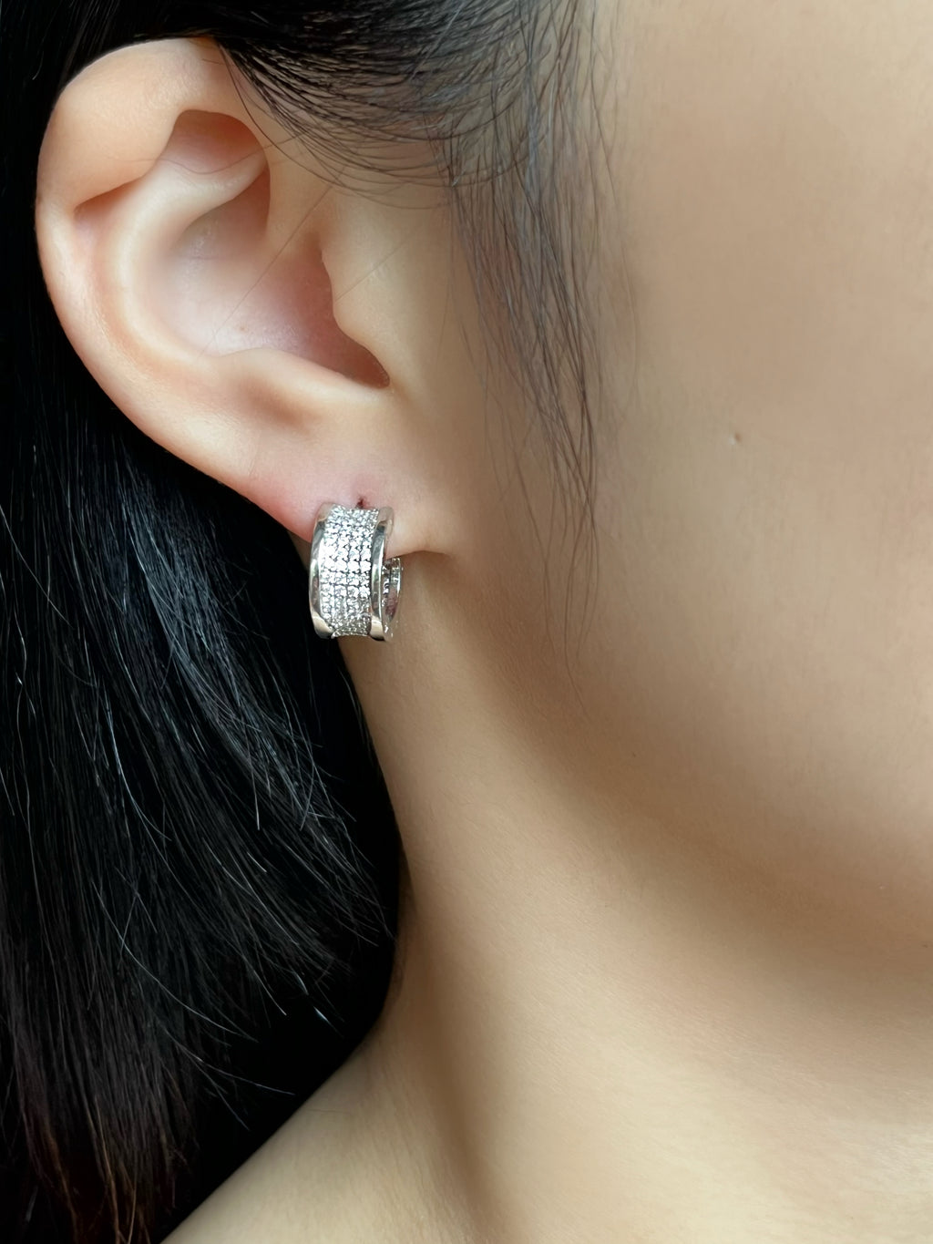 C-shaped Minimalist Zircon Stud Earrings