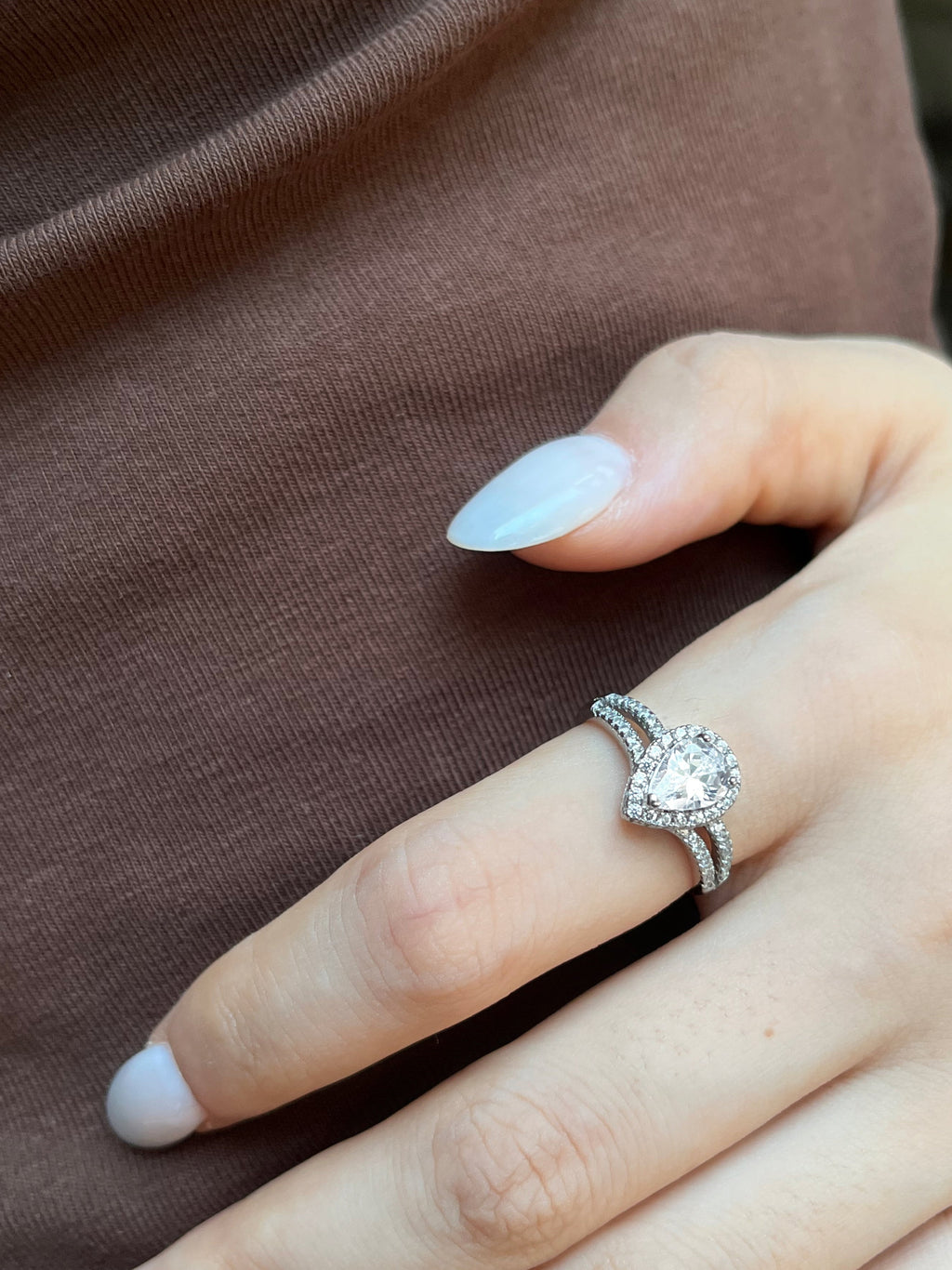 925 Silver Teardrop Zircon Ring